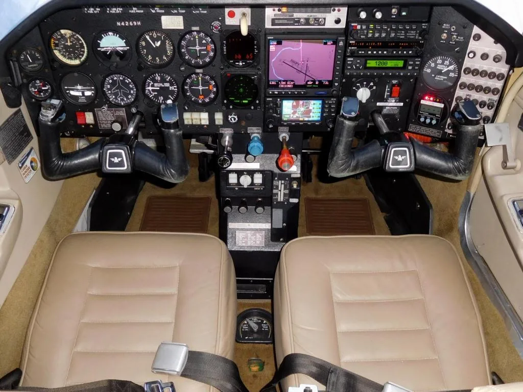 Cockpit and instrument panel of a 1978 Mooney M20J - N4269H Aircraft.