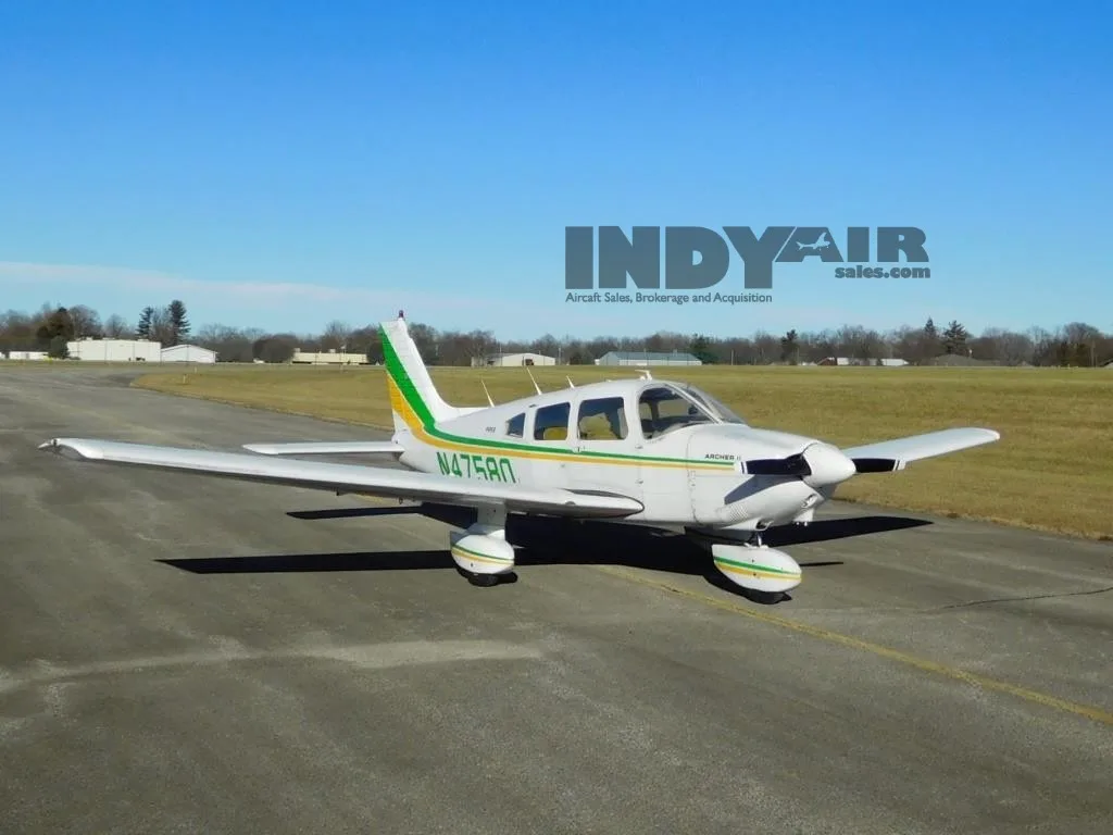 Exterior view of a 1978 Piper Archer - N47580 Aircraft.