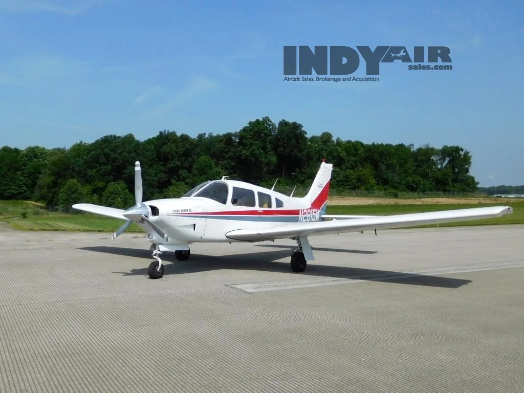 Exterior view of a 1978 Piper Arrow III - N2815M Aircraft.