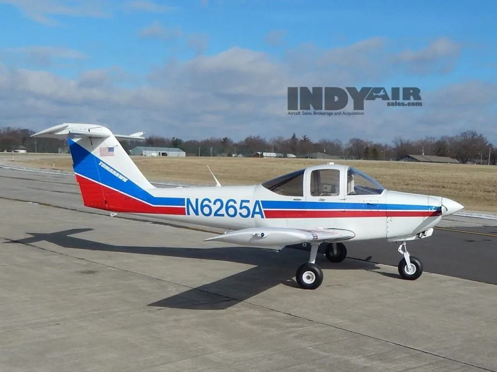 Exterior view of a 1978 Piper PA38-112- N6265A Aircraft.