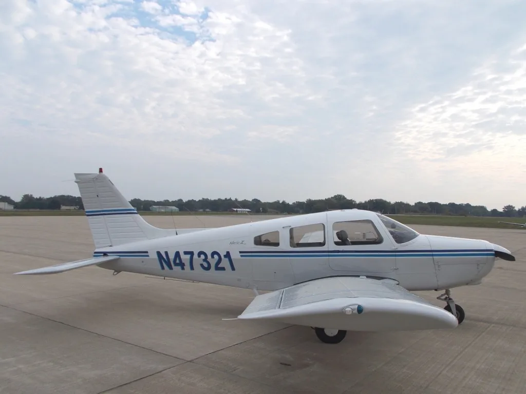 Exterior view of a 1978 Piper Warrior II - N47321 Aircraft.