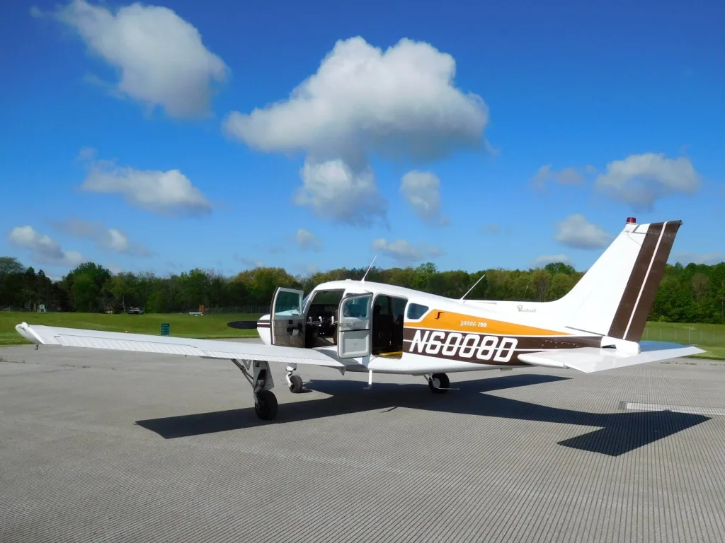 Exterior view of a 1979 Beechcraft Sierra - N6008D Aircraft.