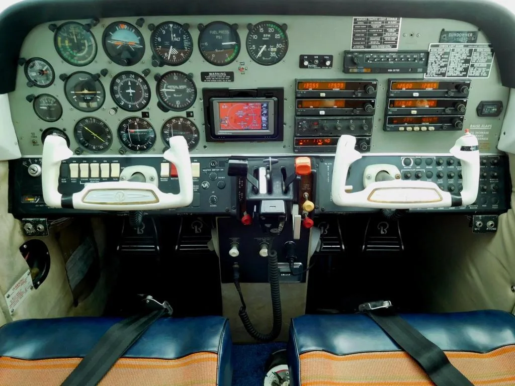 Cockpit and instrument panel of a 1979 Beechcraft Sundowner - N280AC Aircraft.