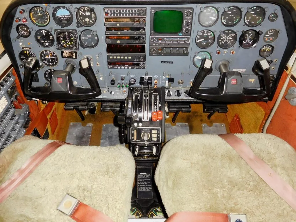 Cockpit and instrument panel of a 1979 Cessna 310R - N2641D Aircraft.