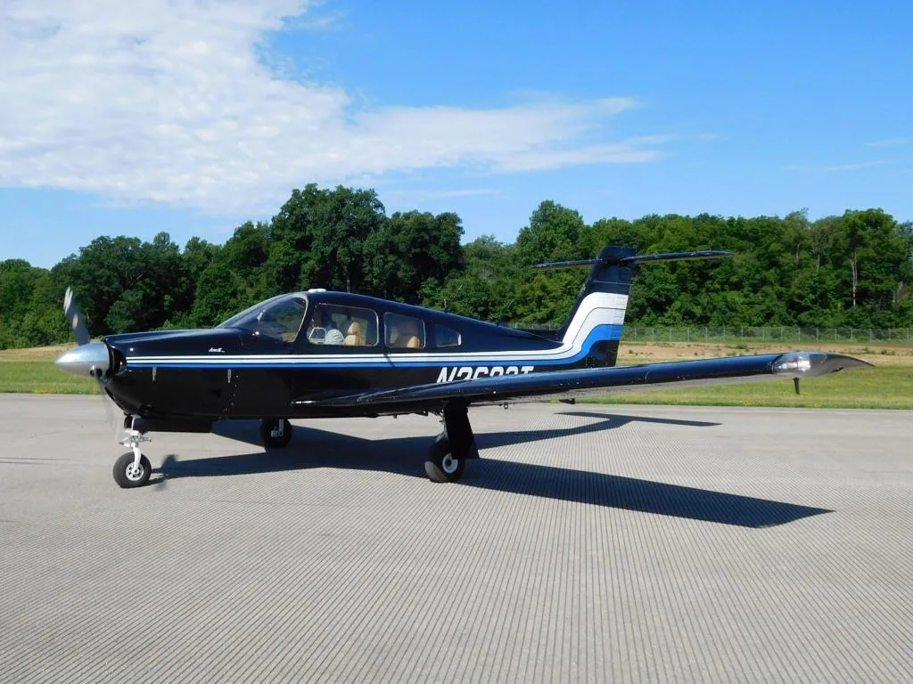 Exterior view of a 1979 Piper Arrow - N2903T Aircraft.
