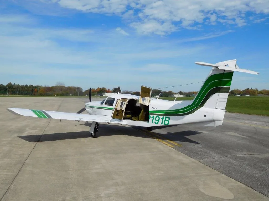 Exterior view of a 1979 Piper Lance II - N2191B Aircraft.