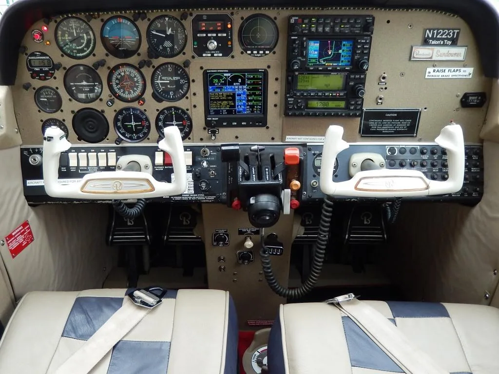 Cockpit and instrument panel of a 1980 Beech C23- N1223T Aircraft.
