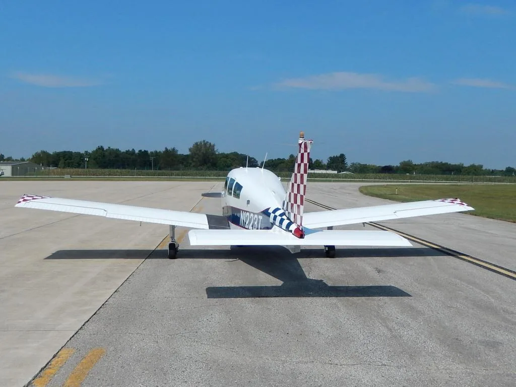 Exterior view of a 1980 Beech C23- N1223T Aircraft.