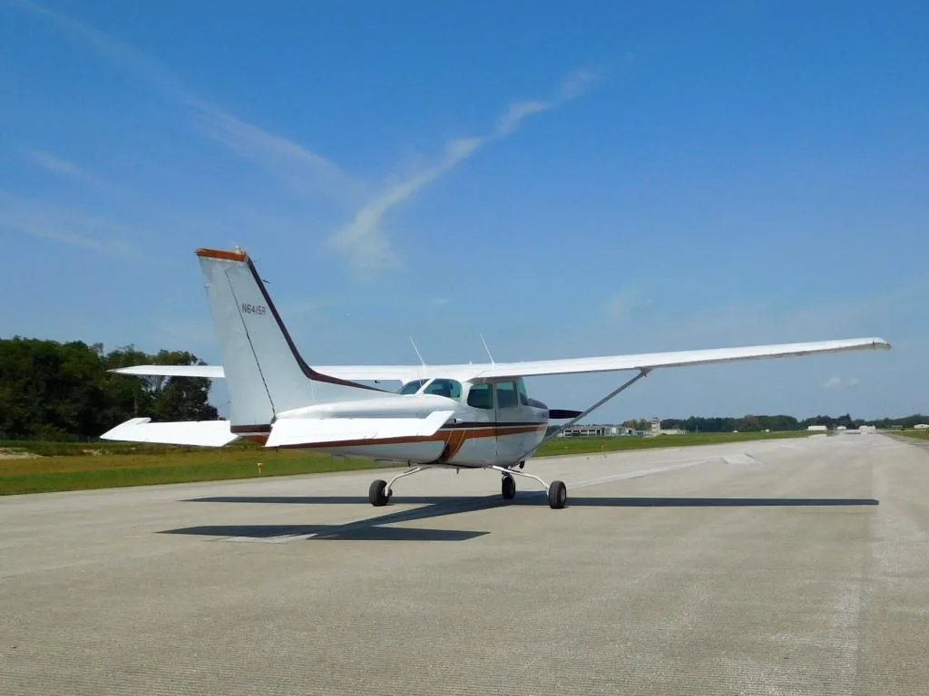 Exterior view of a 1980 Cessna 172 Cutlass - N6415R Aircraft.