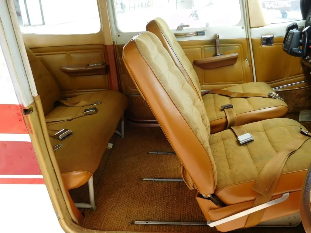 Cabin interior of a 1980 Cessna 172XP - N758QU Aircraft.
