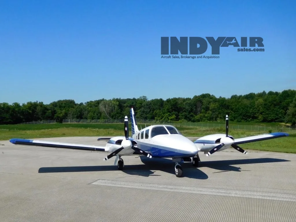 Exterior view of a 1980 Piper Seneca II - N803GM Aircraft.