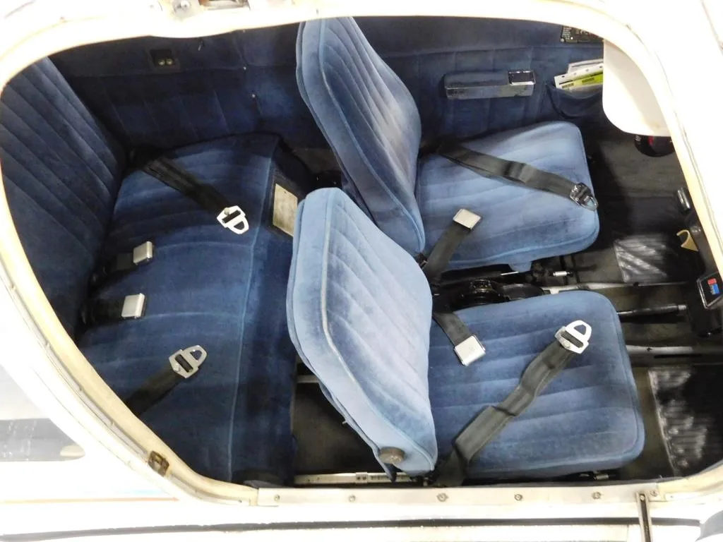 Cabin interior of a 1980 Piper Warrior - N3560E Aircraft.