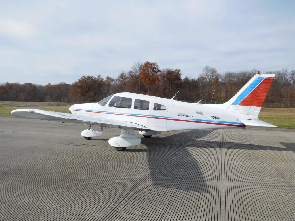 Exterior view of a 1980 Piper Warrior - N3560E Aircraft.