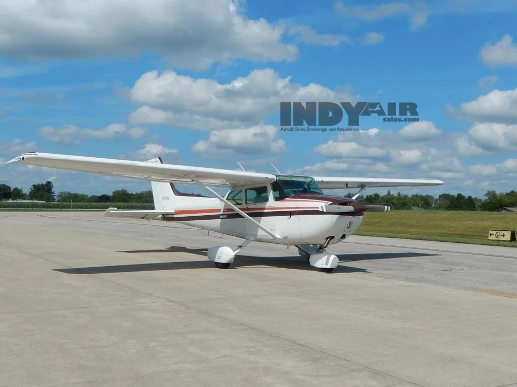 Exterior view of a 1981 Cessna 172P- N52286 Aircraft.