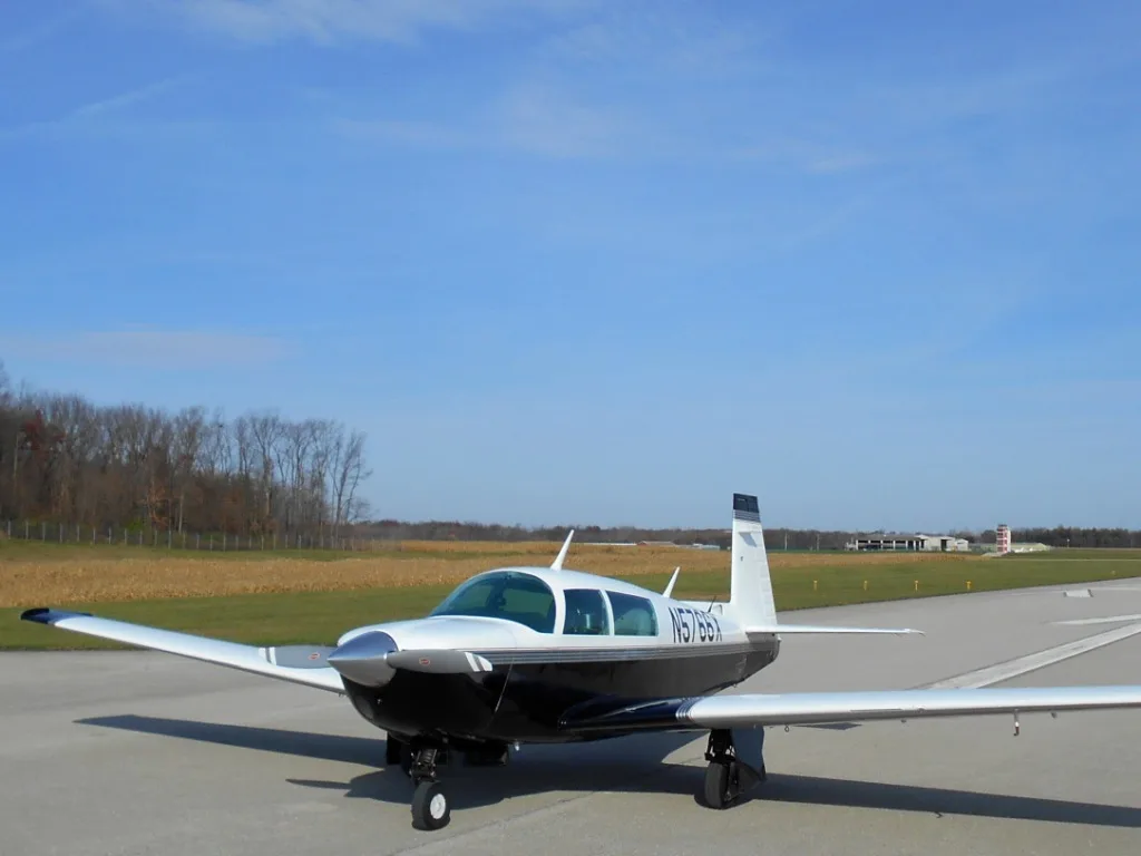 Exterior view of a 1984 Mooney m20j n5766x.