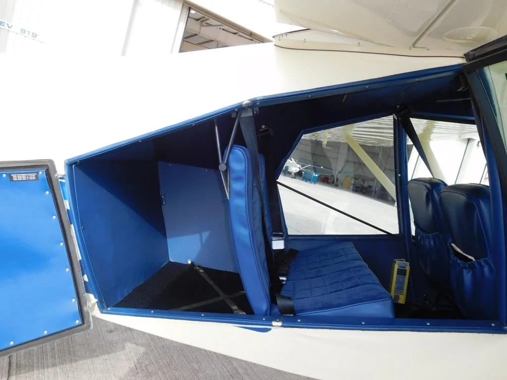 Cabin interior of a 1995 Maule MX-7-180 Aircraft.
