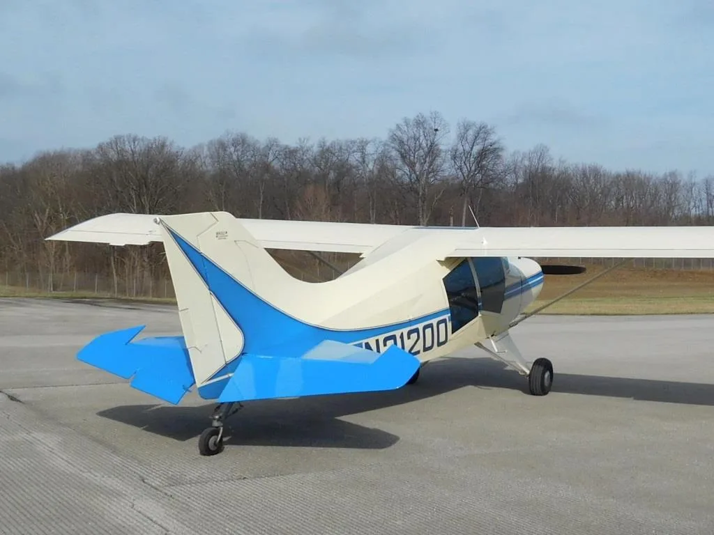 Exterior view of a 1995 Maule MX-7-180 Aircraft.