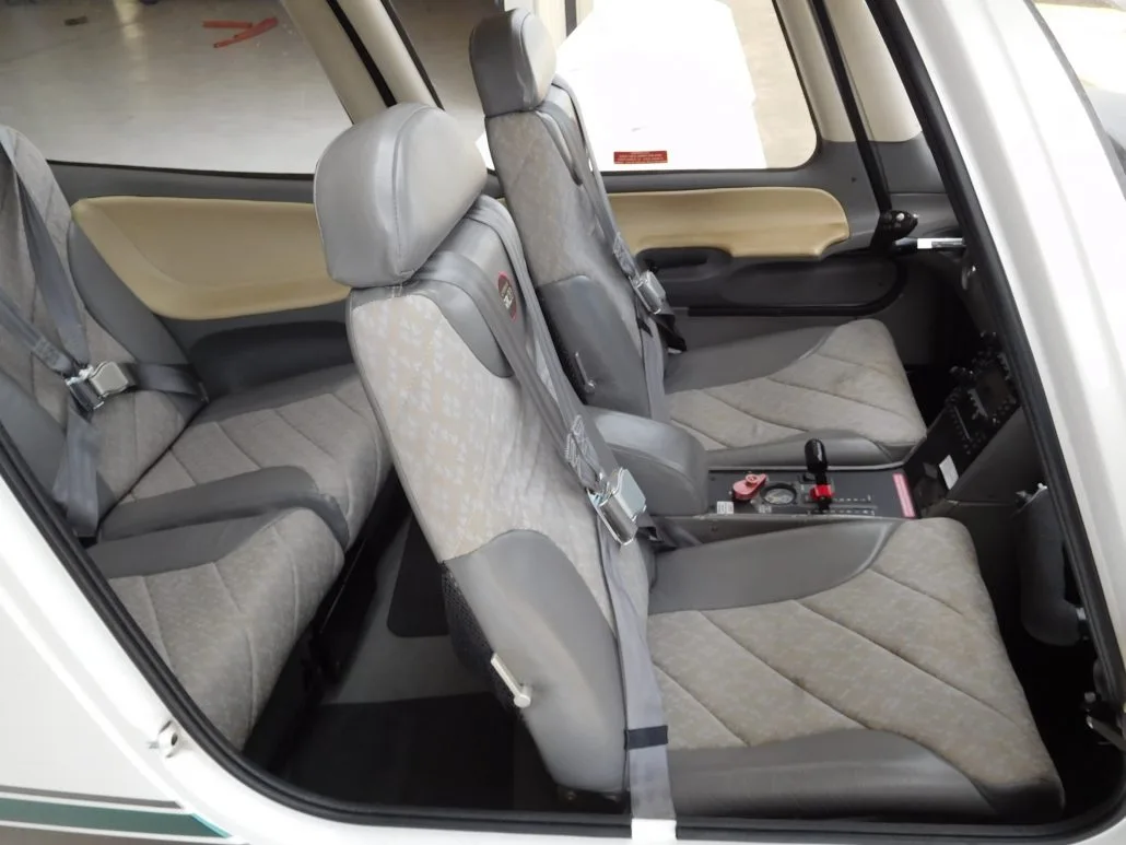 Cabin interior of a 1999 Cirrus SR20 - N55DS Aircraft.