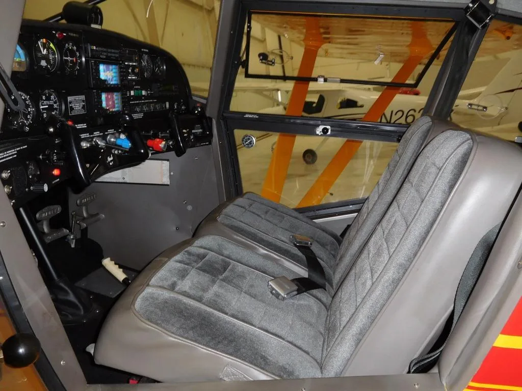 Cabin interior of a 1999 Maule MX-7-235 - N999VV Aircraft.