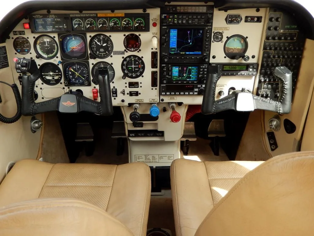 Cockpit and instrument panel of a 2004 Mooney Ovation- N457DK Aircraft.