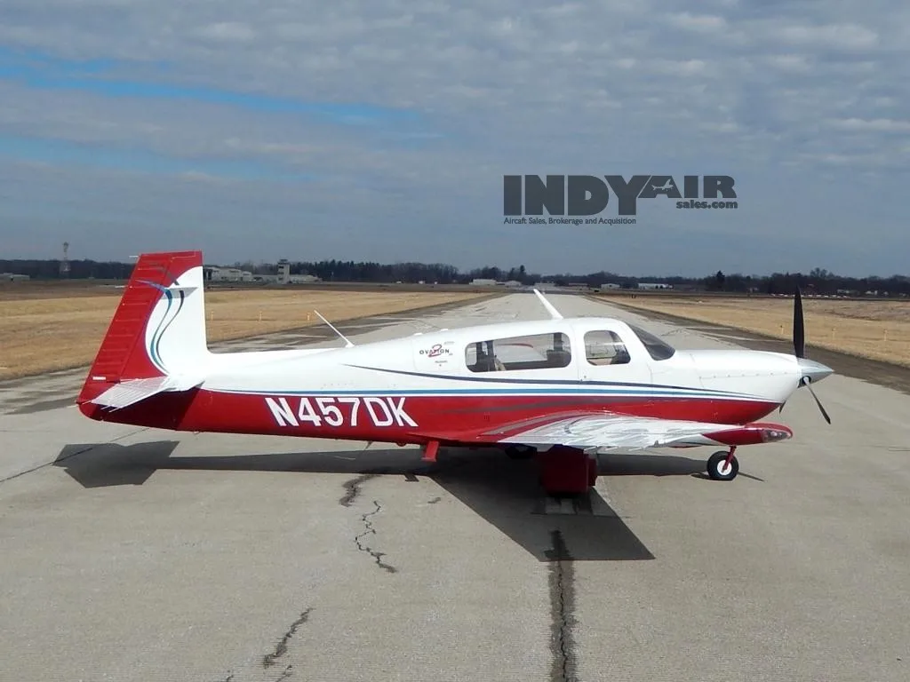 Exterior view of a 2004 Mooney Ovation- N457DK Aircraft.