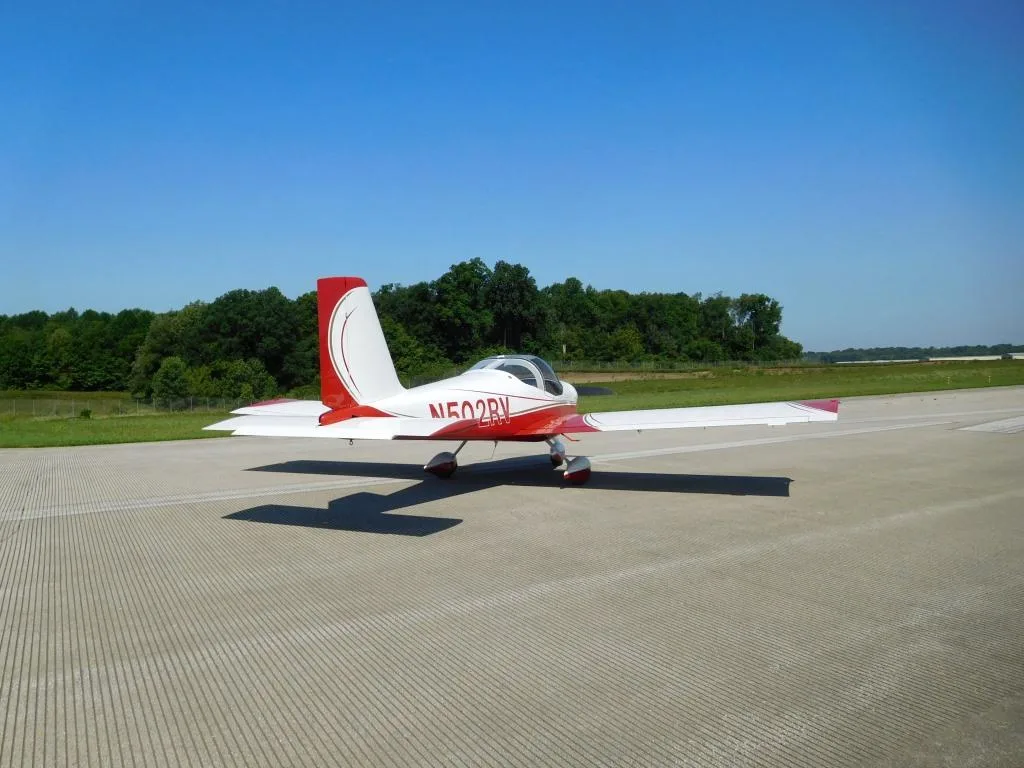 Exterior view of a 2013 Vans RV12- N502RV Aircraft.