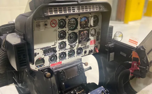 Cockpit and instrument panel of a 1997 Bell 407.