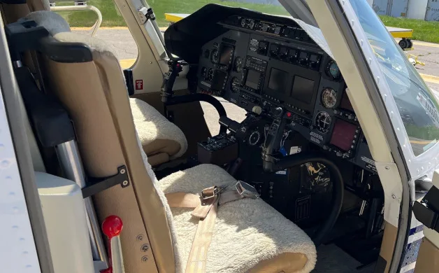 Cockpit and instrument panel of a 2005 Bell 430.