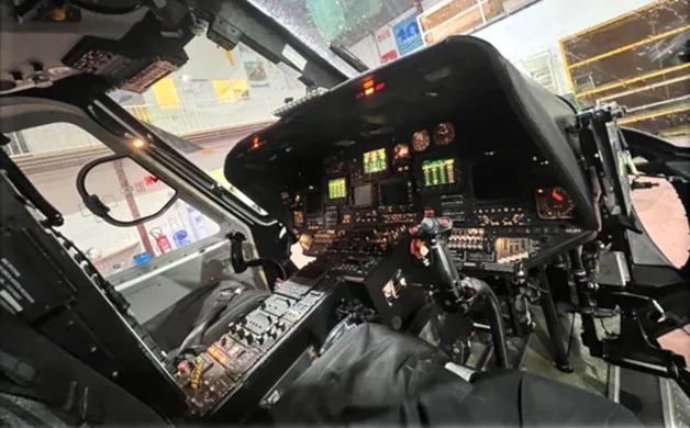 Cockpit and instrument panel of a 2005 Sikorsky S-76C+.