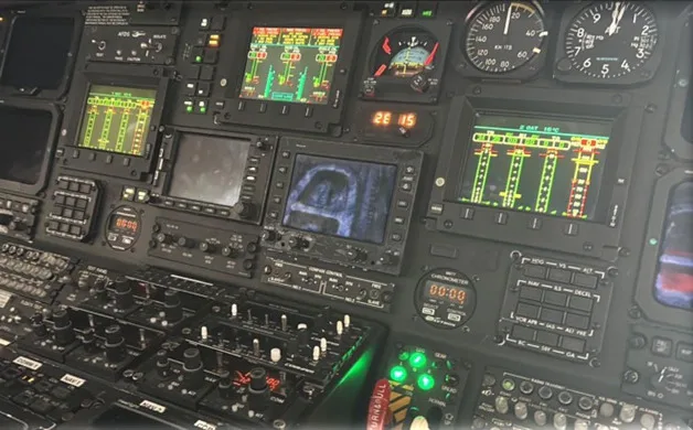 Cockpit and instrument panel of a 2005 Sikorsky S-76C+.
