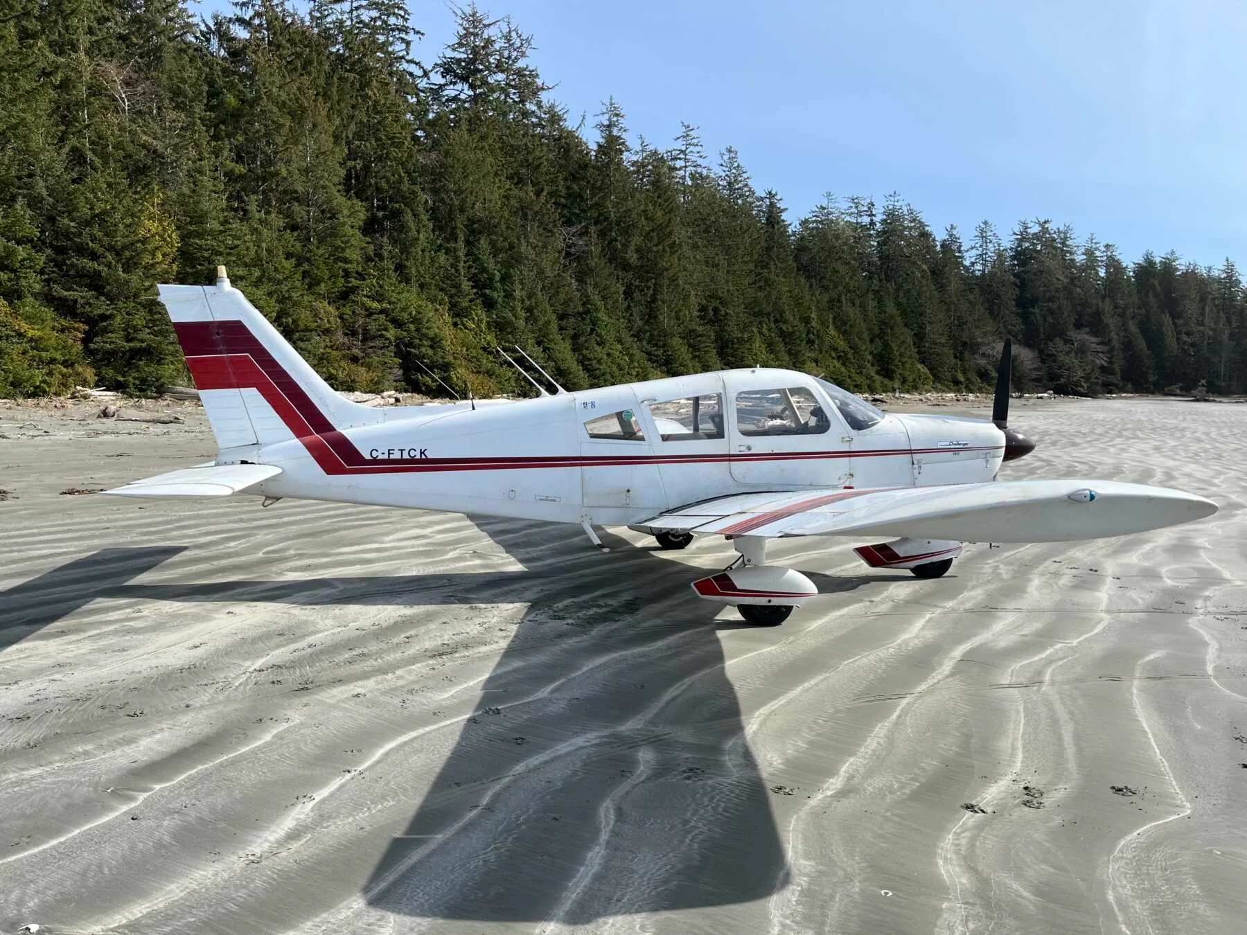 Exterior view of a 1973 Piper PA28-180 Cherokee Challenger.