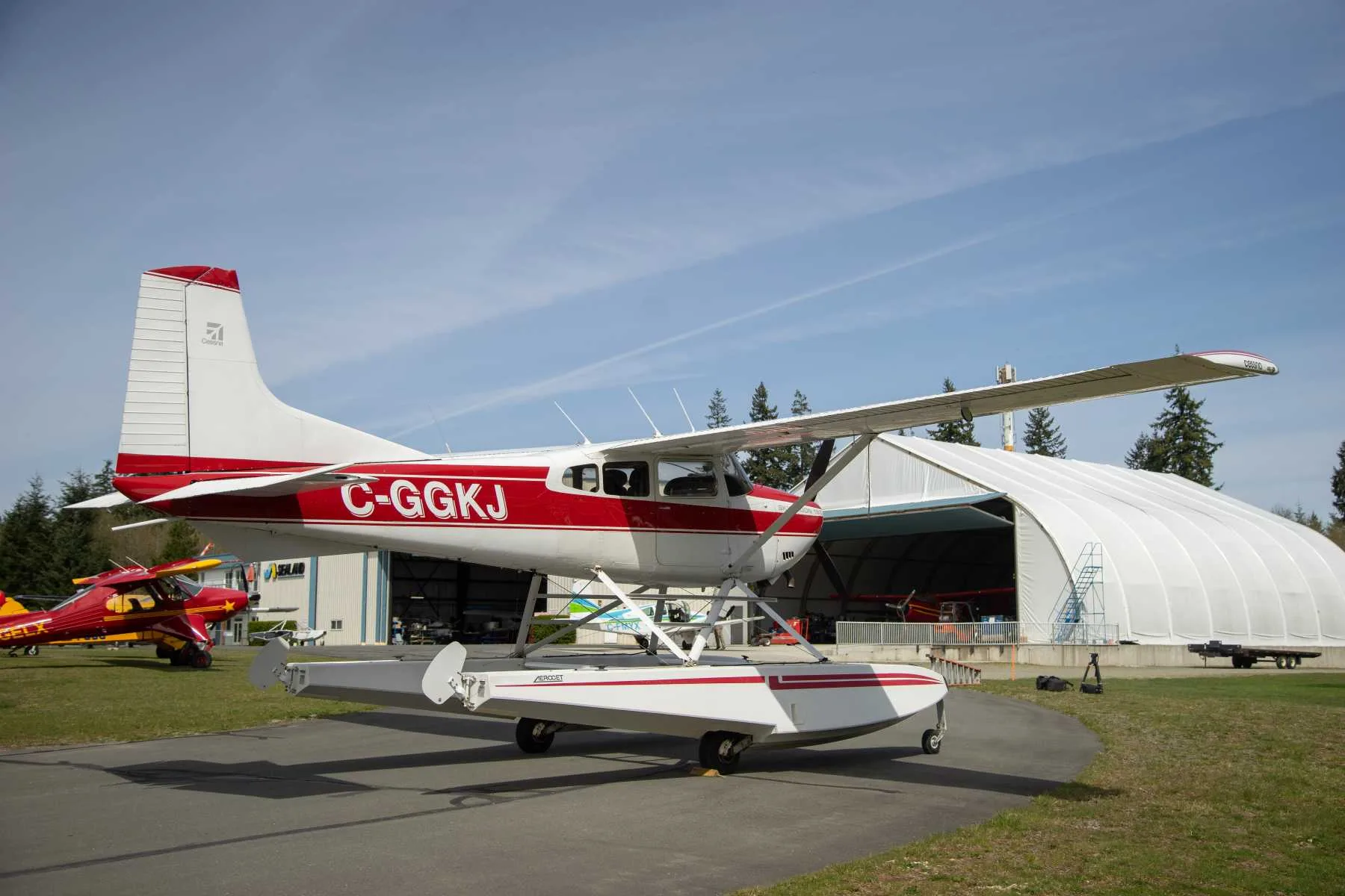 1979 Cessna A185F on Aerocets Amphibs