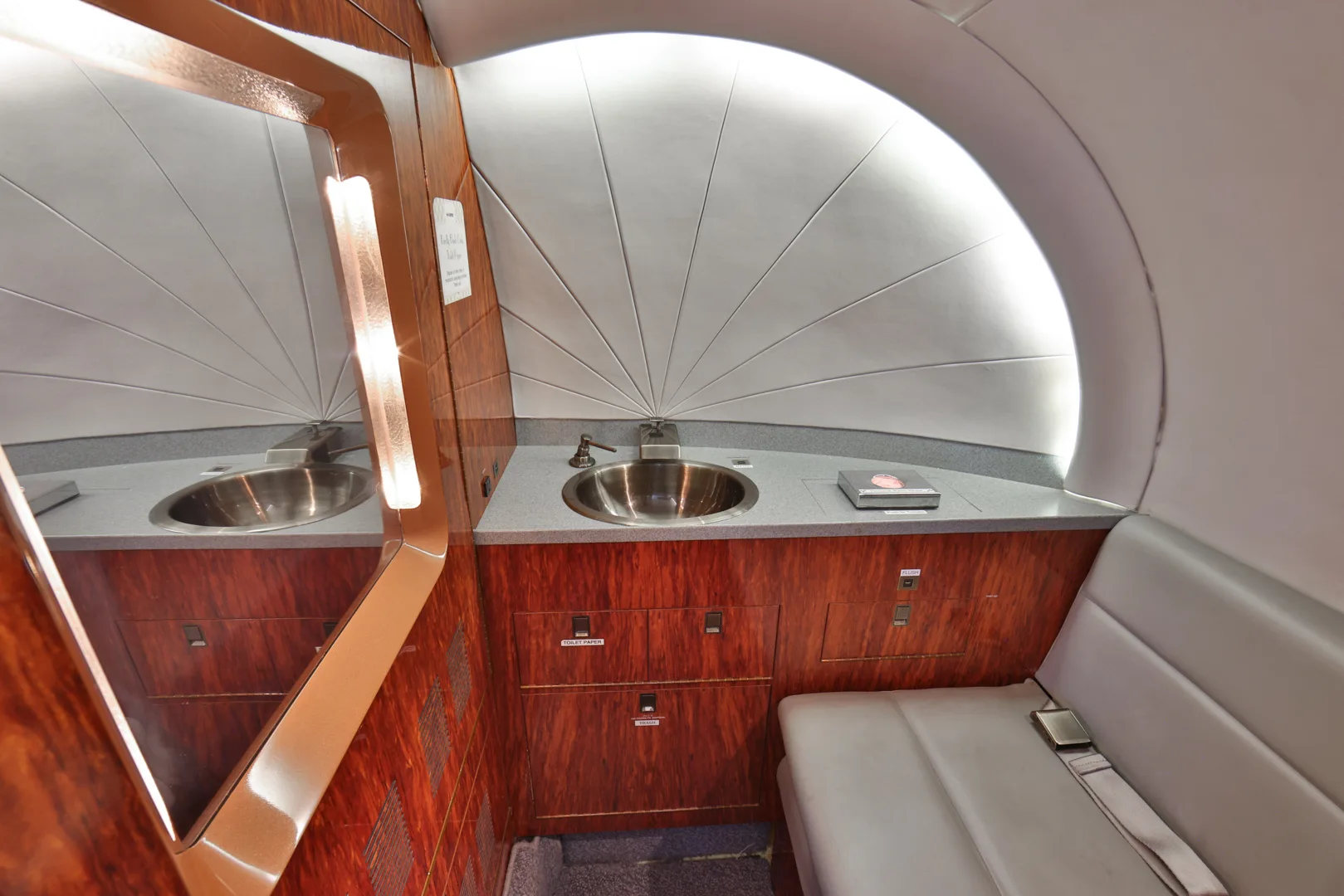 Cabin interior of a 1998 Hawker 800XP.