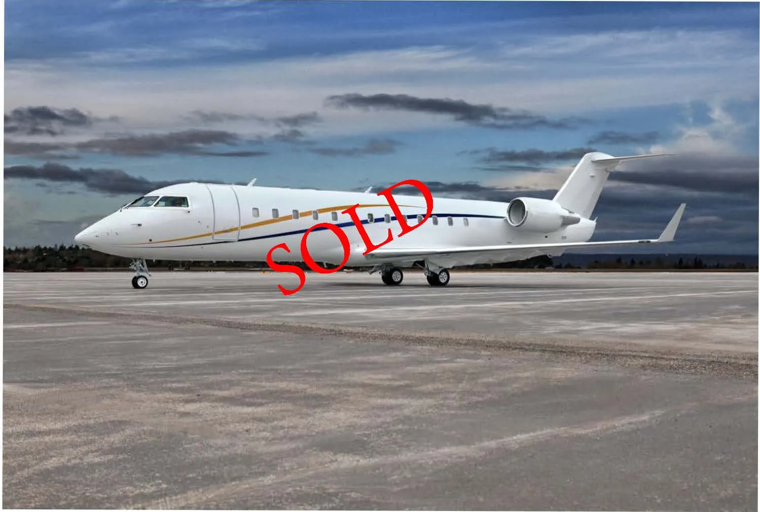 Exterior view of a 2006 Piper Turbo Saratoga II TC, N1084S.