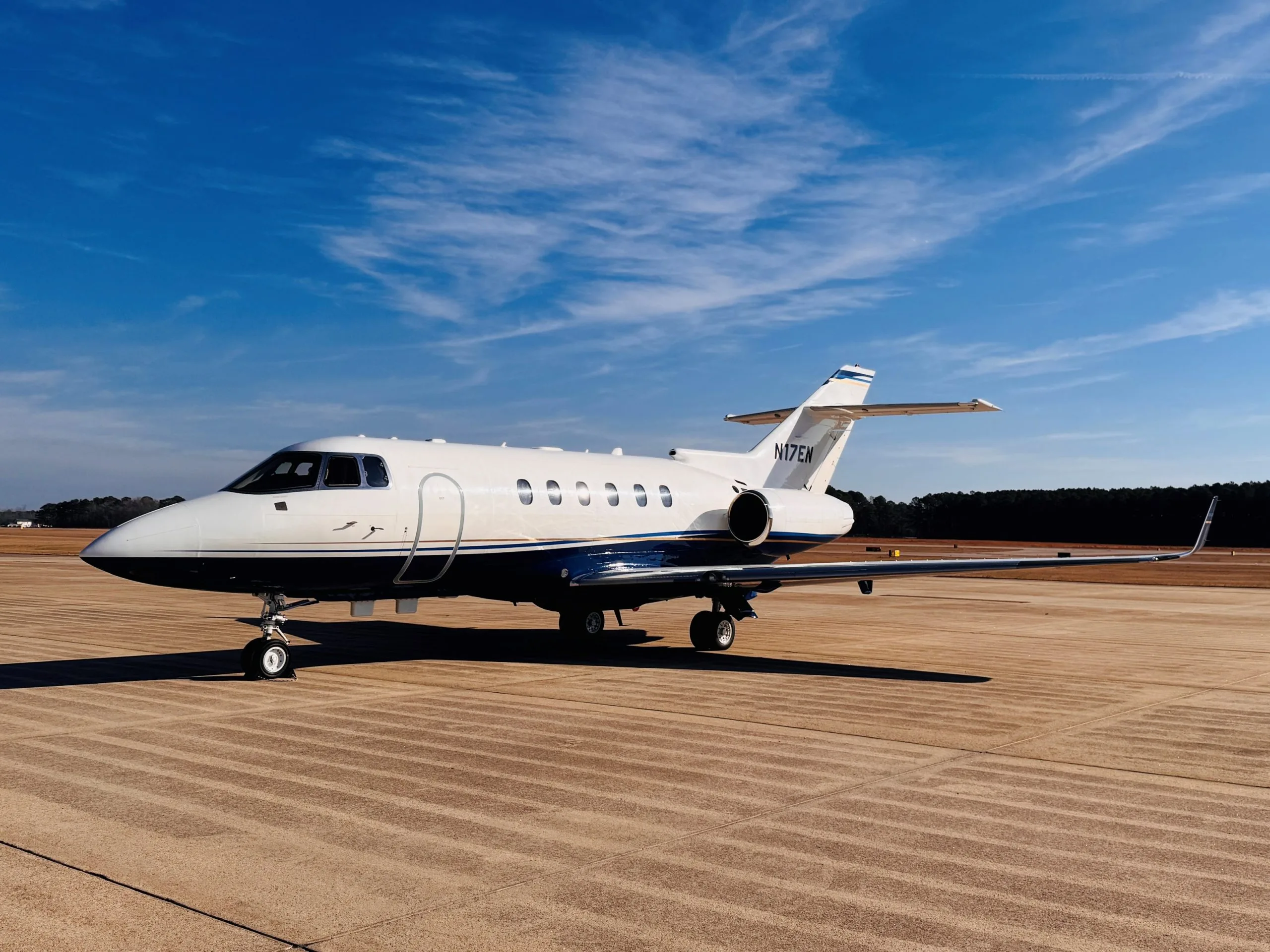 Marketing image of a 2009 Hawker 900XP.
