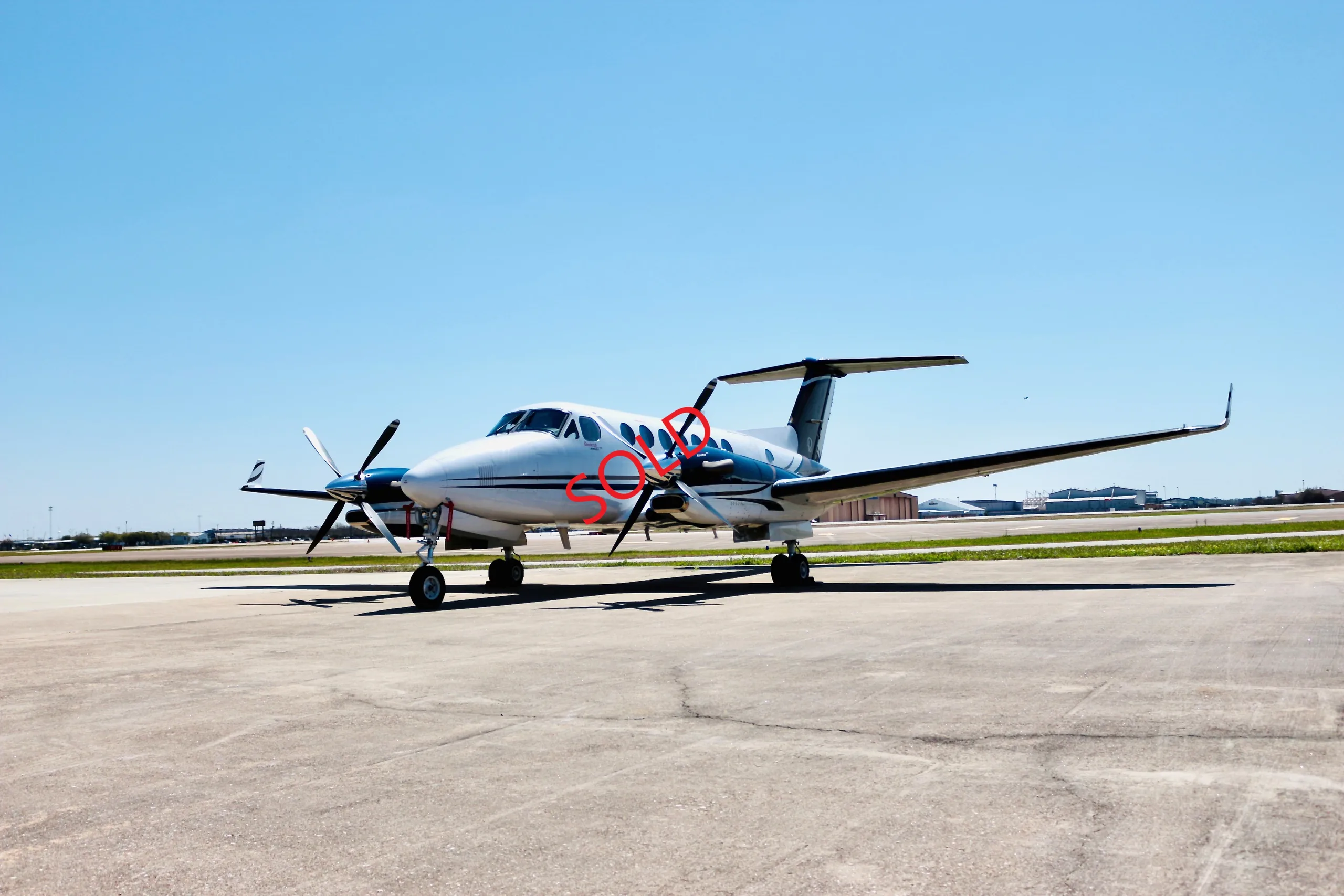 Exterior view of a 2011 Gulfstream, G-550.
