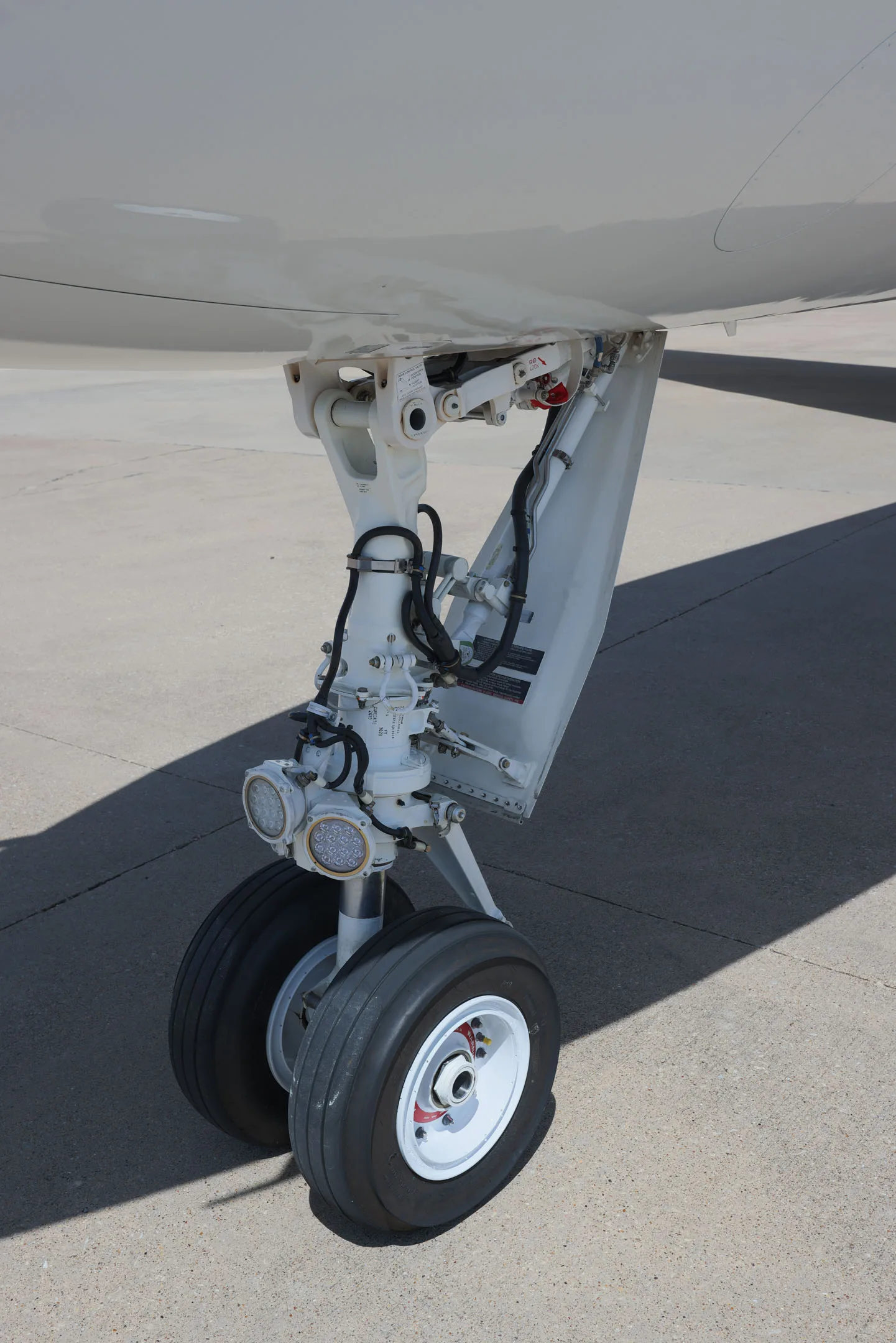 Engine detail of a Gulfstream G550.