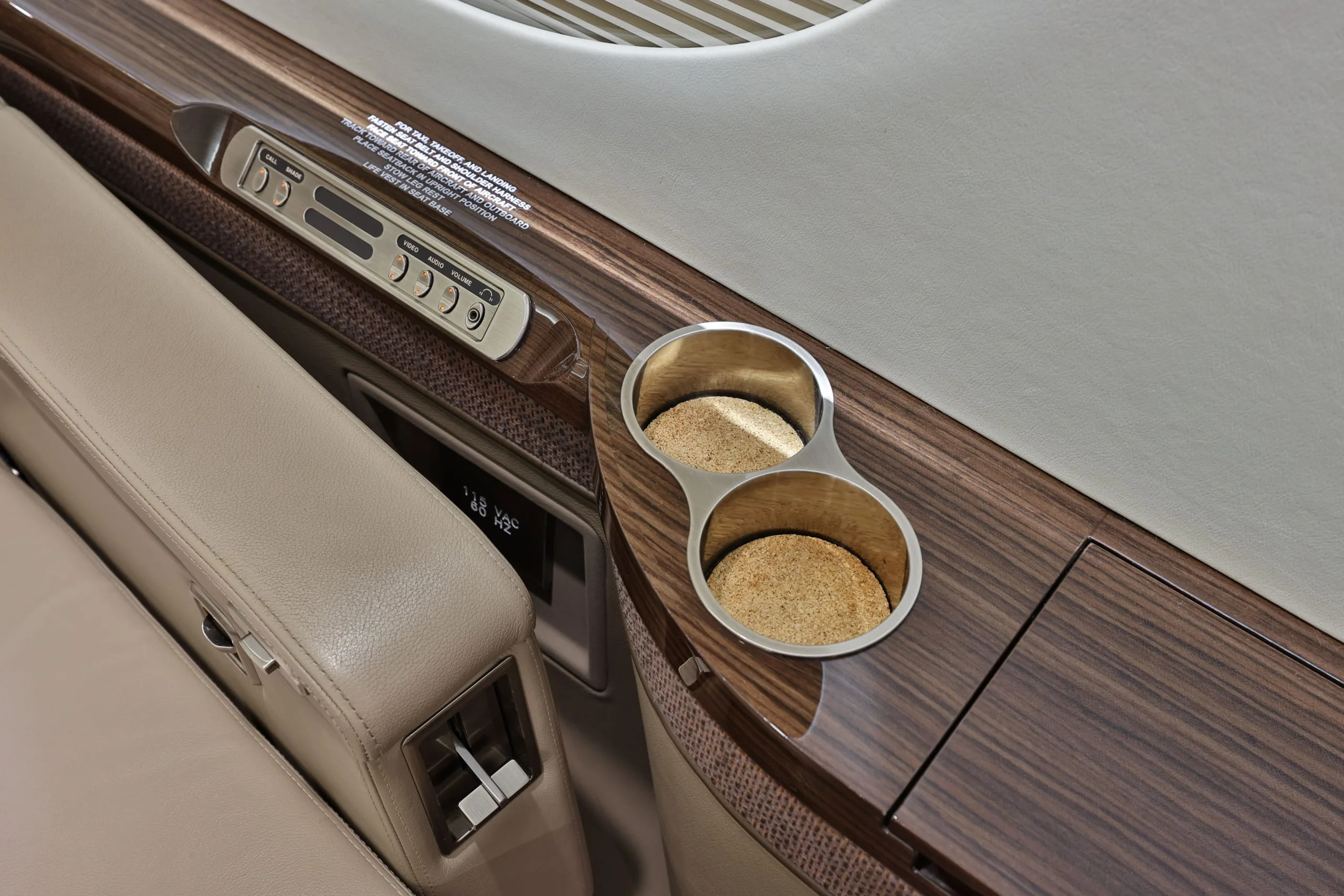 Cabin interior of a Gulfstream G550.