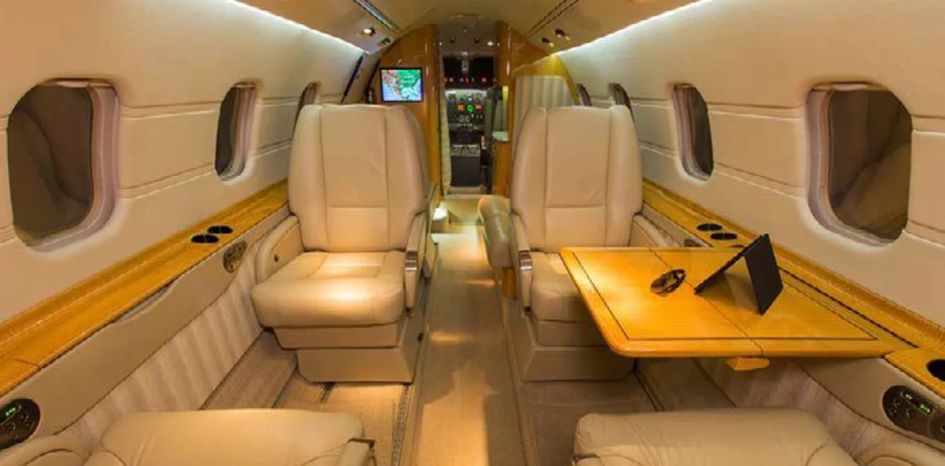 Cabin interior of a Learjet 60 sn191.