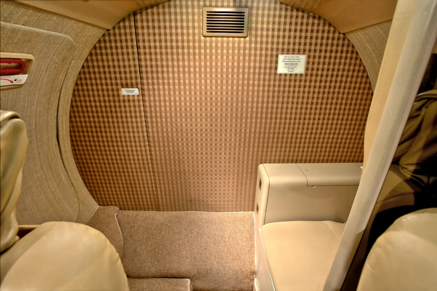 Cabin interior of a 1999 Cessna citationjet sn 525 0304.