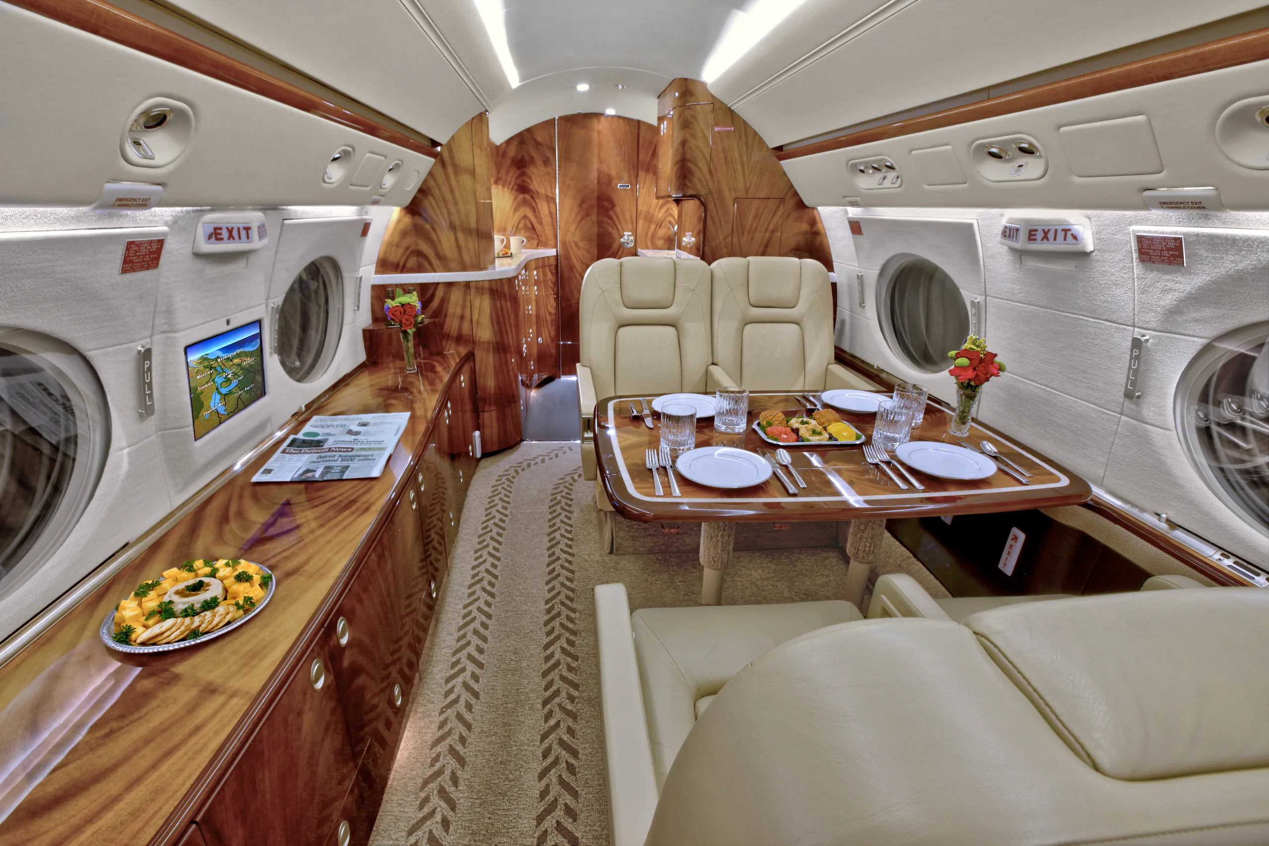 Cabin interior of a 2001 Gulfstream G-V.