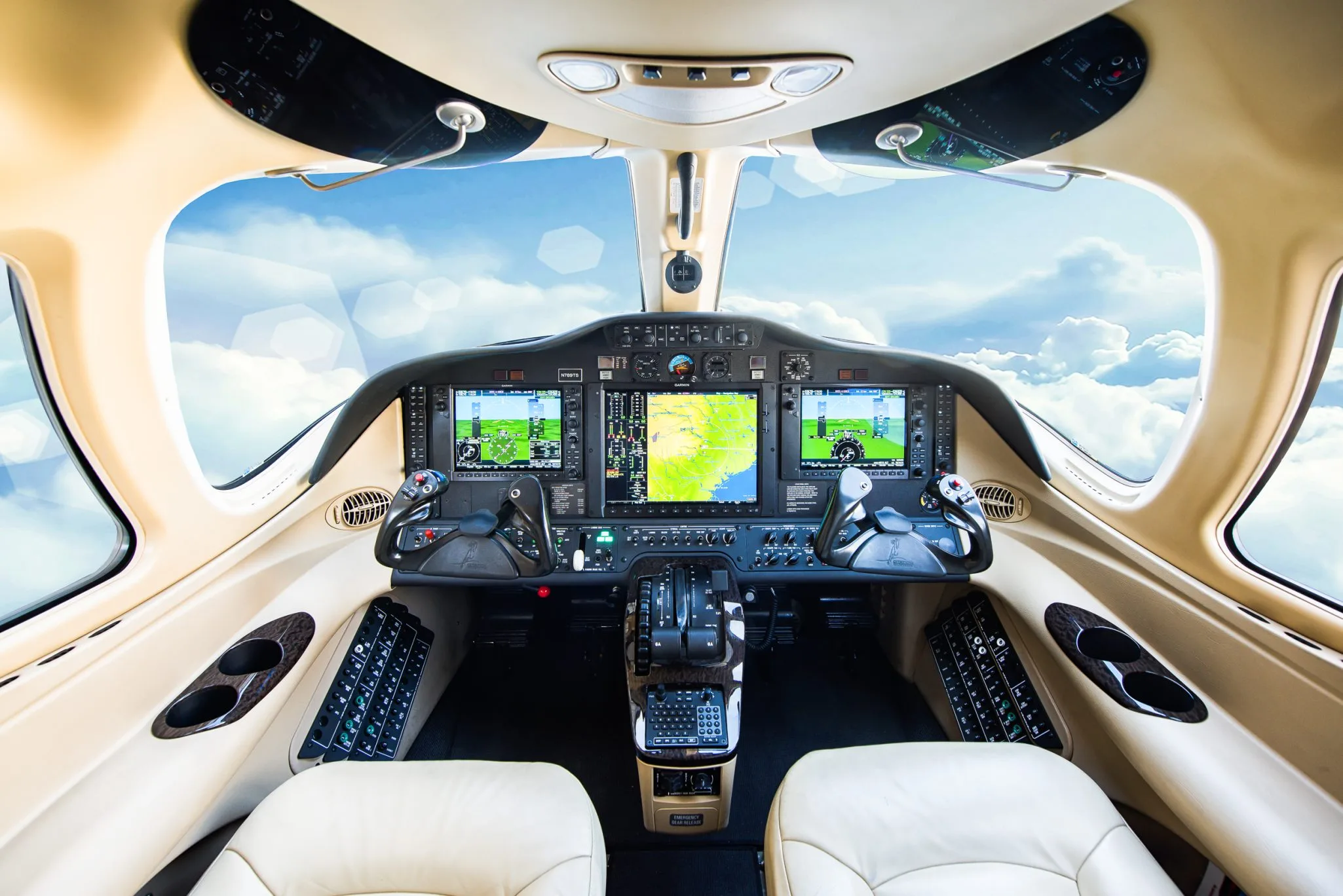 Cockpit and instrument panel of a 2012 Cessna Citation 510 Mustang.