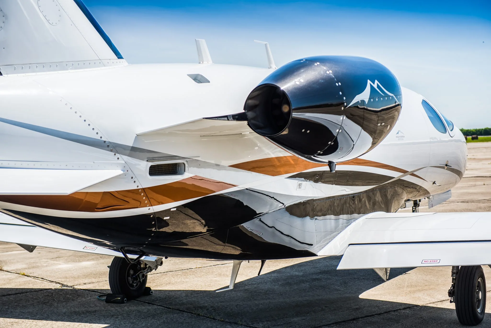 Exterior view of a 2012 Cessna Citation 510 Mustang, N789TS.