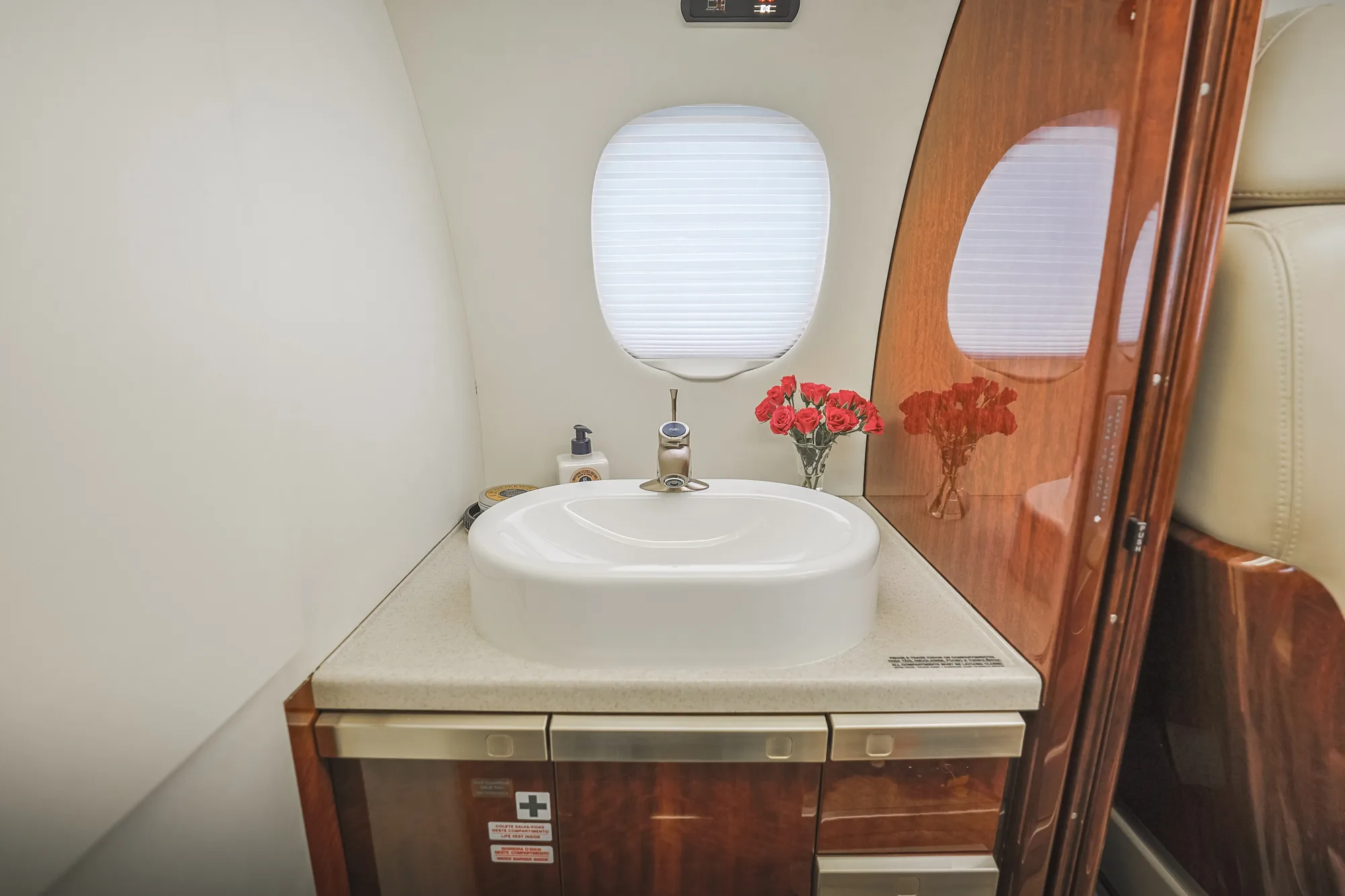 2013 Phenom 300 SN 50500193