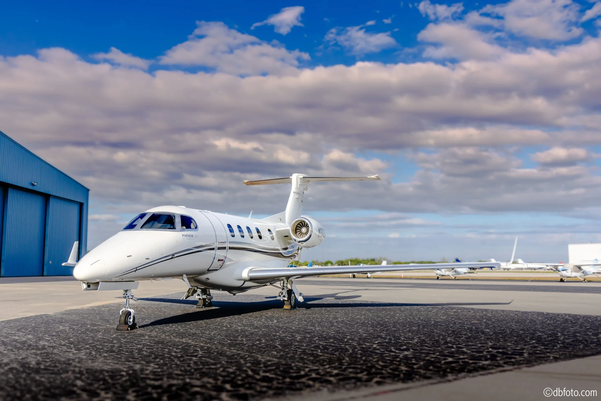 2014 Phenom 300 SN 50500204