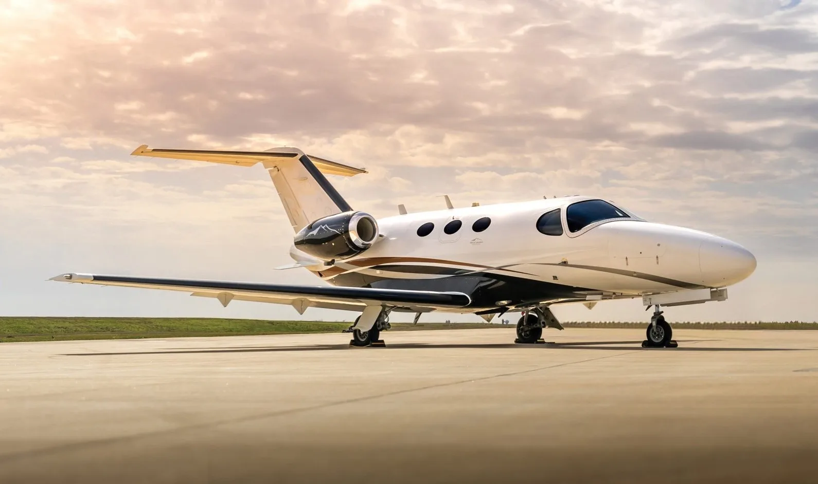 2021 Cirrus SR22T SN 2369