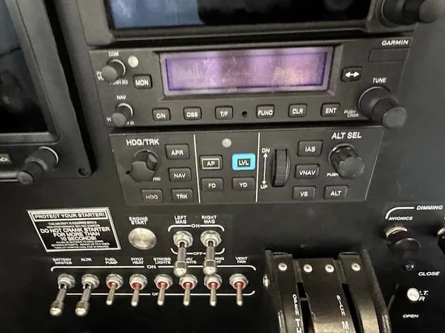 Avionics suite of a 2020 Piper 100i PILOT.