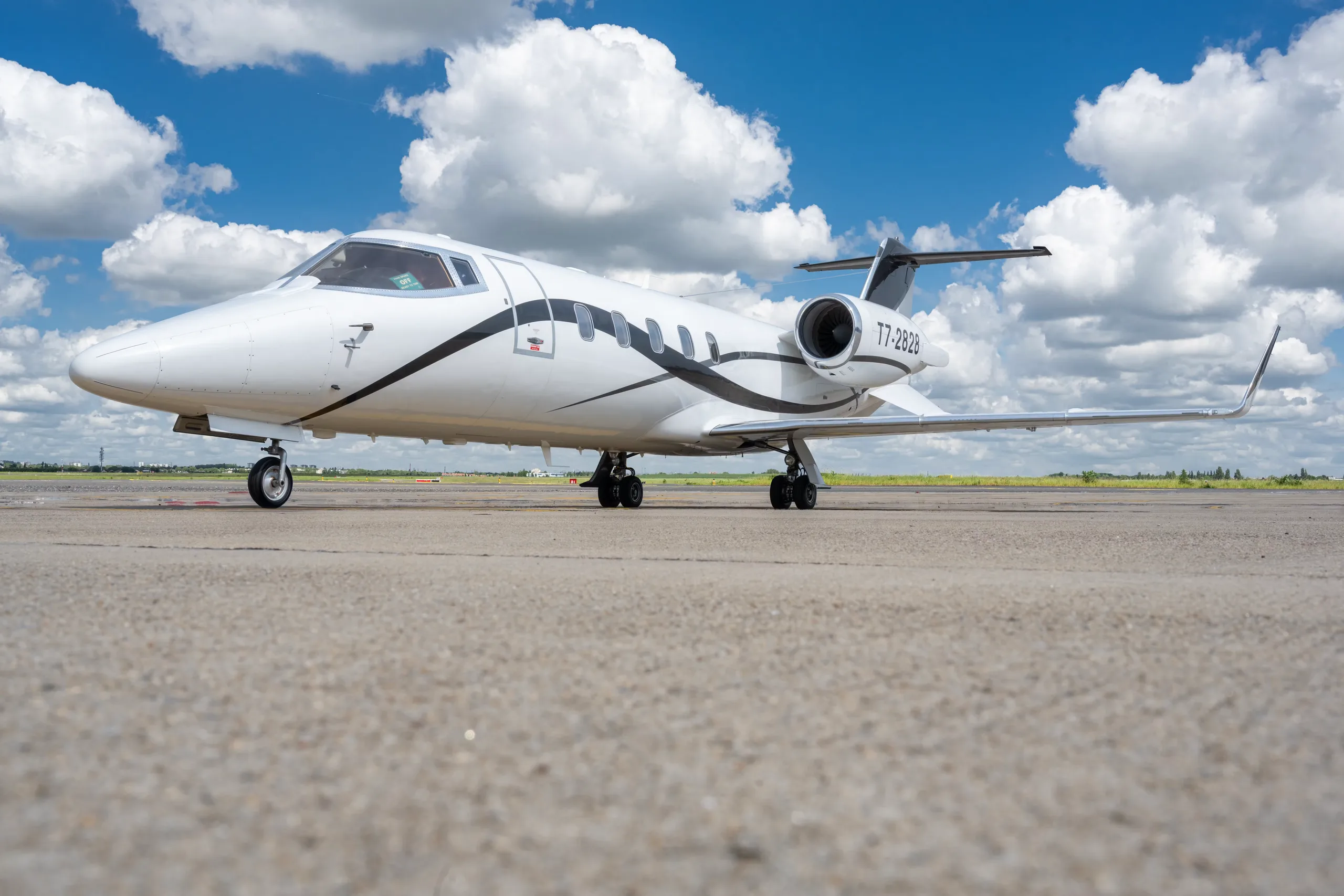 Exterior view of a 2009 Bombardier Learjet 60XR.