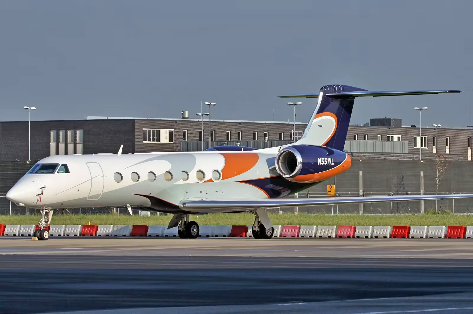 Exterior view of a 2013 Gulfstream G550.