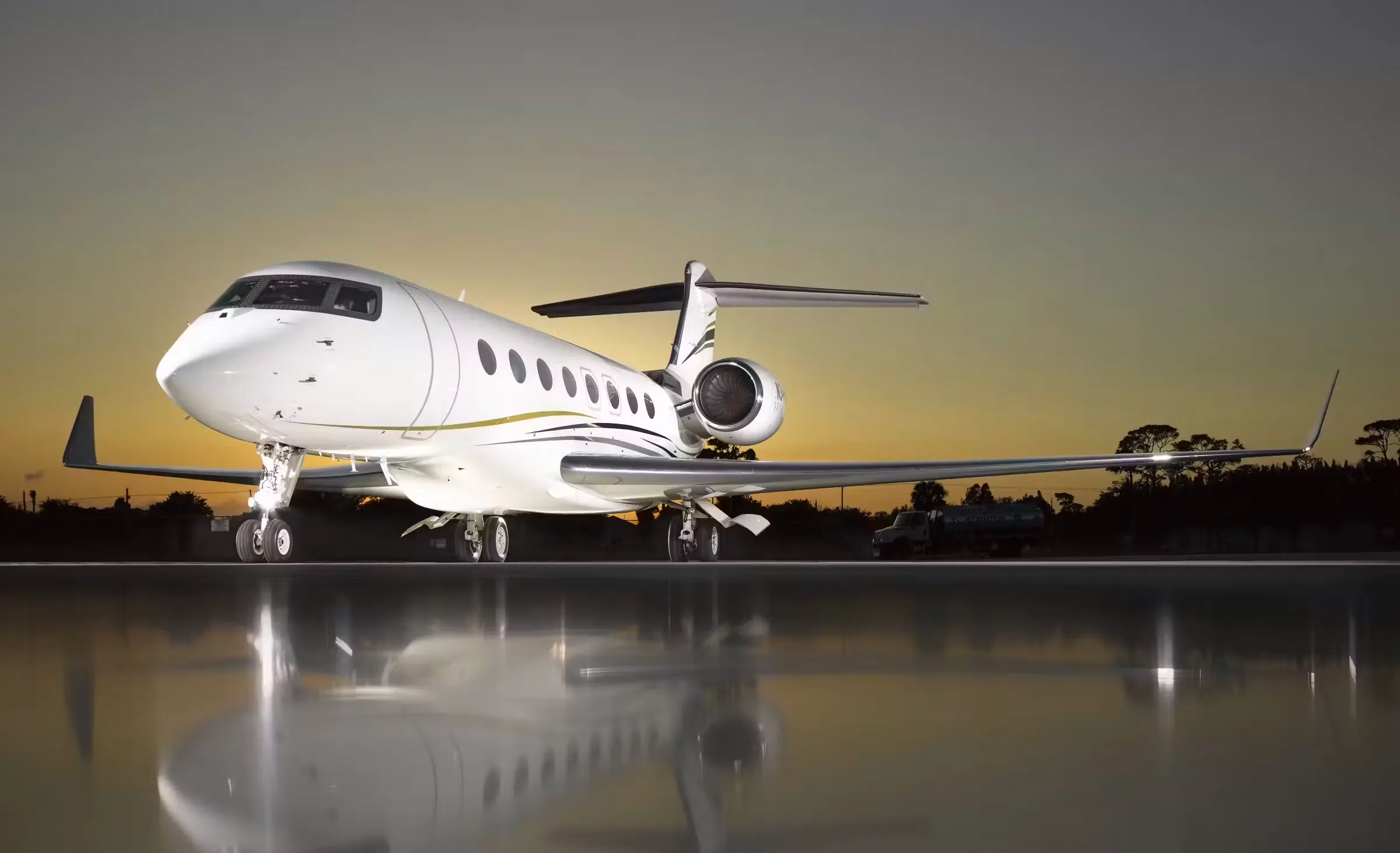Exterior view of a 2018 Gulfstream G650ER.